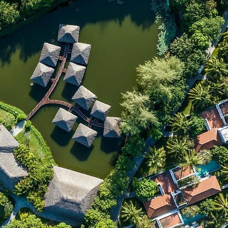 Vinpearl Resort & Spa Duong Dong Exterior foto Aerial view of the resort